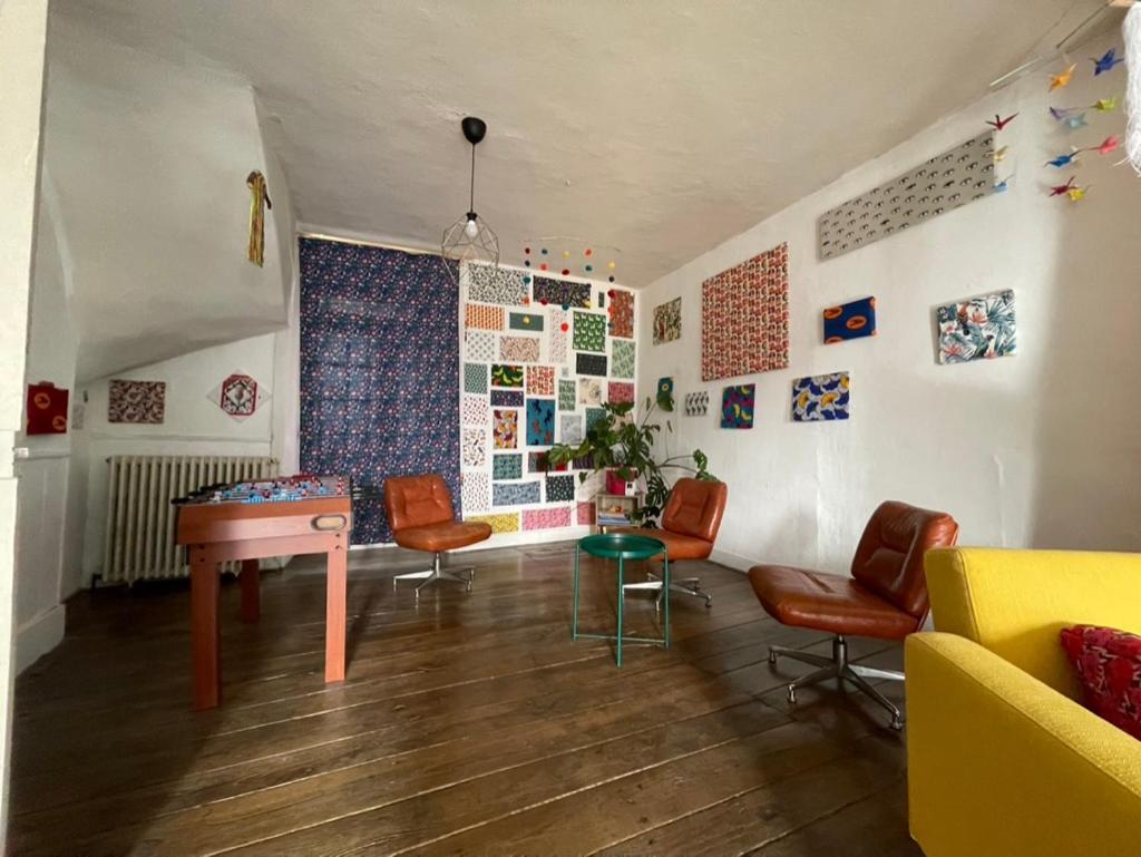 Maison spacieuse authentique proche St Malo Rennes, bienvenue à la Casa Cozumel Pleugueneuc Exterior foto